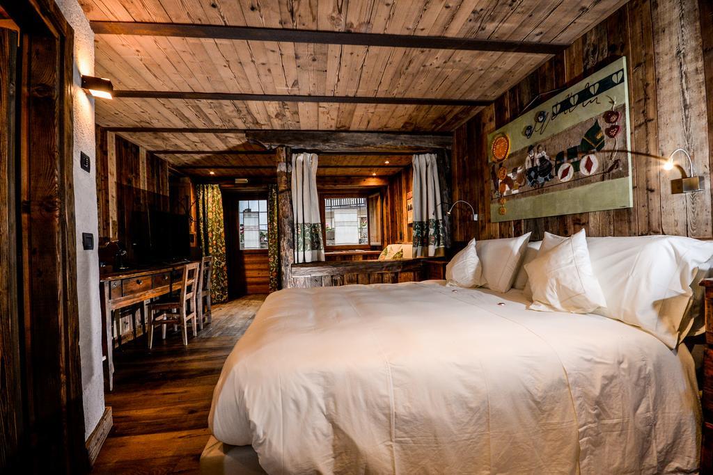 Hotel Du Grand Paradis - 1899 Auberge Boutique Cogne Extérieur photo